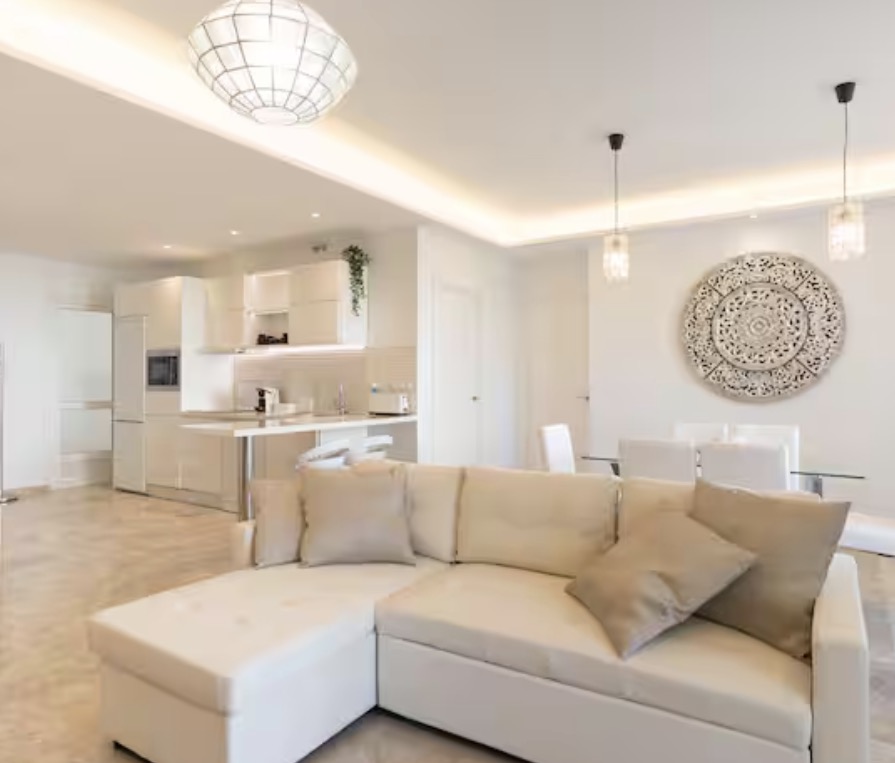 Saturno Apartment en Torremolinos moderno y luminoso con buena ubicación